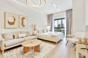 Modern Studio with Pool, Gym and BBQ area
